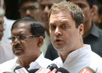 J&K admin asks Rahul, leaders to stay away from Srinagar