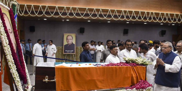 J&K Governor Satya Pal Malik paying his last respects to former Finance Minister Arun Jaitley