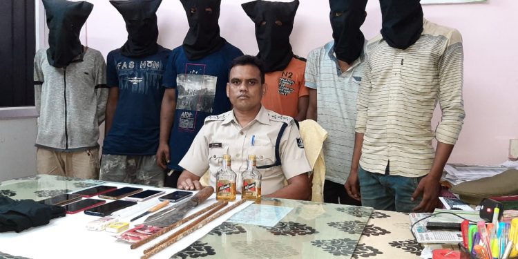 Dacoity bid foiled in Sundargarh, 6 held