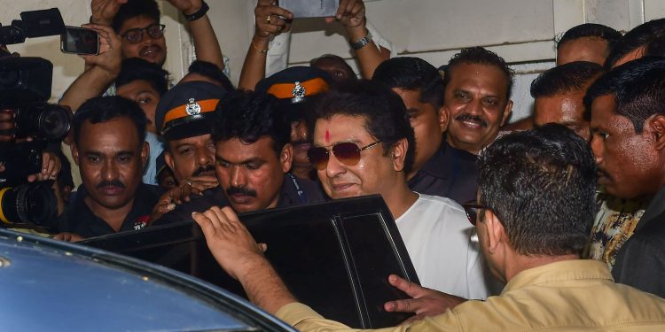 Raj Thackeray arrives at the ED office in Mumbai