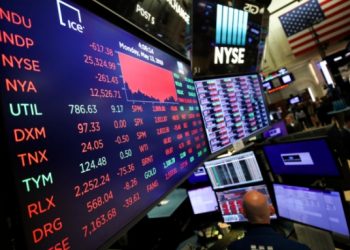 US stocks trade lower amid trade worries, various data