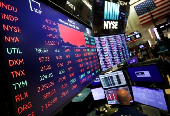 US stocks trade lower amid trade worries, various data