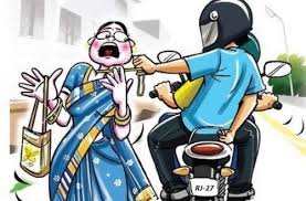 Chain snatcher caught, thrashed