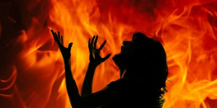 Minor set ablaze by jilted lover, dies