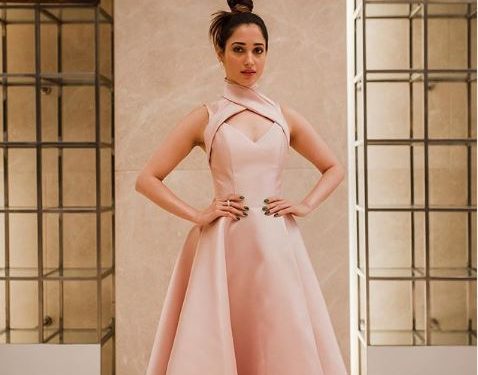 ‘Baahubali’ actress Tamannaah is searching for a groom to get married