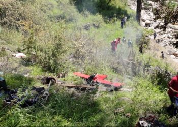 A private helicopter with three persons on board crashed near Moldi in the rain-hit Uttarkashi district after getting entangled in cables.