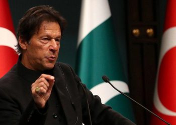 Prime Minister Khan discussed the latest developments in Kashmir in separate telephone calls with the two leaders, an official said.