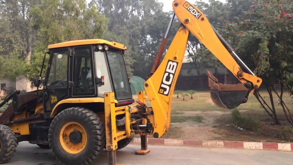 Why JCB machine is yellow in colour? Read on…