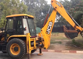 Why JCB machine is yellow in colour? Read on…