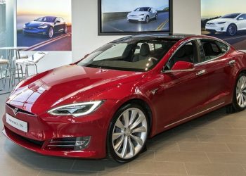 Thieves decamp with 'extra-secure' Tesla car in 30s flat