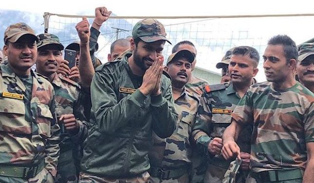 Vicky Kaushal with Indian soldiers.
