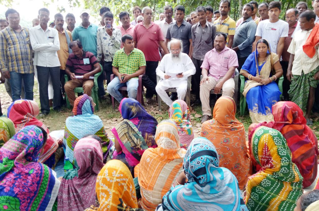 Locals apprise Sarangi about risky boat ride