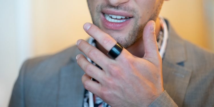 Wear Alexa on your ring finger soon