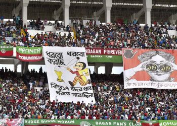 Fans of both East Bengal and Mohun Bagan had filled up the Salt Lake Stadium for the CFL derby