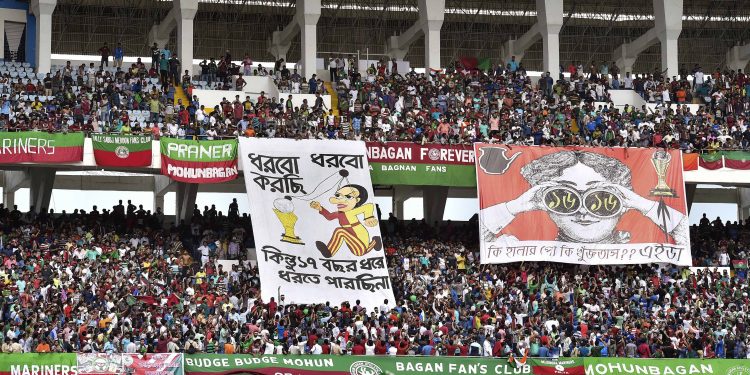 Fans of both East Bengal and Mohun Bagan had filled up the Salt Lake Stadium for the CFL derby
