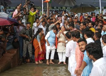 JP Nadda performs mass 'tarpan' for slain Bengal activists (Twitter)