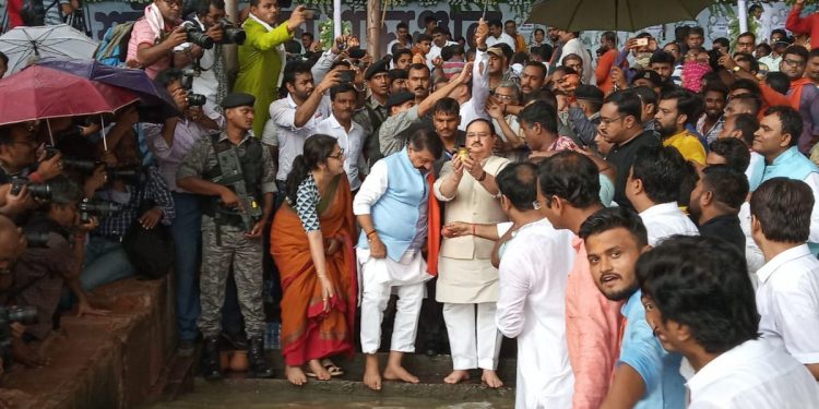 JP Nadda performs mass 'tarpan' for slain Bengal activists (Twitter)