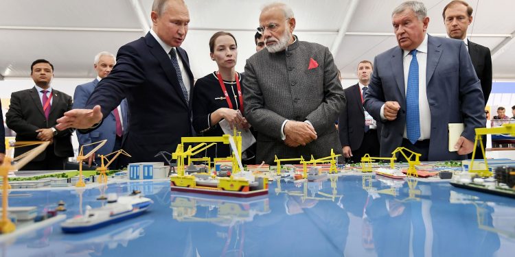 During his visit to the shipyard, Prime Minister Modi was accompanied by President Putin.