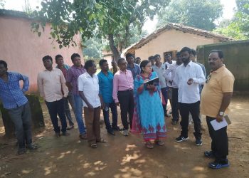 Collector’s maiden visit to Red-prone areas in Nuapada launded