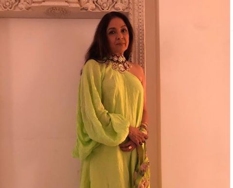 ‘Badhaai Ho' actress Neena Gupta flaunts sneakers with neon green outfit