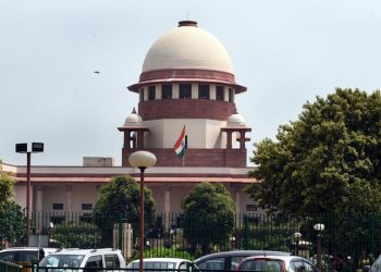The apex court also rejected the contention that there was need to register an FIR in connection with the Rs 58,000 crore deal.