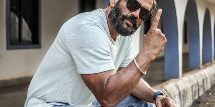 Akshay Kharodia bag first film, thanks to Sunil Shetty