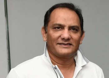Azharuddin, whose nomination was unceremoniously rejected two years ago, submitted his papers to former Chief Election Commissioner VS Sampath Wednesday.