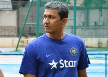 While all the officials agreed that Bangar had reasons to be disappointed after getting the boot, they felt it was out of line by Bangar to confront the selector.