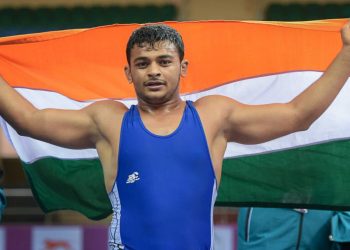 Competing in his maiden senior World Championship, Deepak locked the quota after prevailing 7-6 in a tense semifinal against Colombia's Carlos Arturo Mendez.      