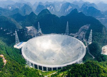 China's giant telescope picks up signals from deep space