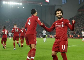 Jurgen Klopp's side have seized the early initiative in the Premier League with four successive wins to open up a two-point lead over second placed Manchester City.