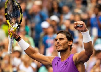 The 33-year-old Spaniard, who won his 12th French Open title in June, advanced to the last 16 by defeating 170th-ranked South Korean qualifier Chung Hyeon 6-3, 6-4, 6-2 Saturday.