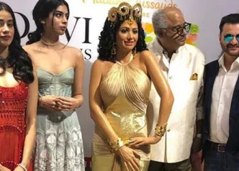 Boney, Janhvi and Khushi unveil Sridevi's wax statue at Madame Tussauds, Singapore