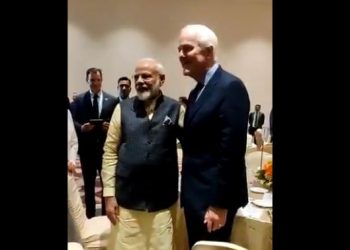PM Modi apologises to US Senator’s wife; Watch video