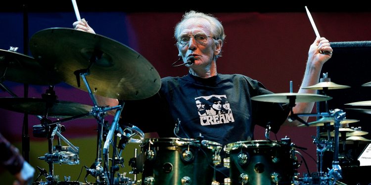 FILE PHOTO: Drummer Ginger Baker of the Legendary supergroup Cream performs during a concert at the Royal Albert Hall in London, Britain May 2, 2005.  REUTERS/Dylan Martinez/File Photo
