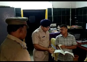 Deogarh SP pays surprise visit to DHH