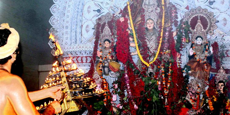 Durga puja starts in Cuttack and Bhubaneswar