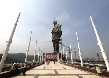 The most astonishingly high statues in the world
