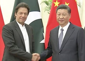 Chinese President Xi Jinping and Pakistan PM Imran Khan. File pic