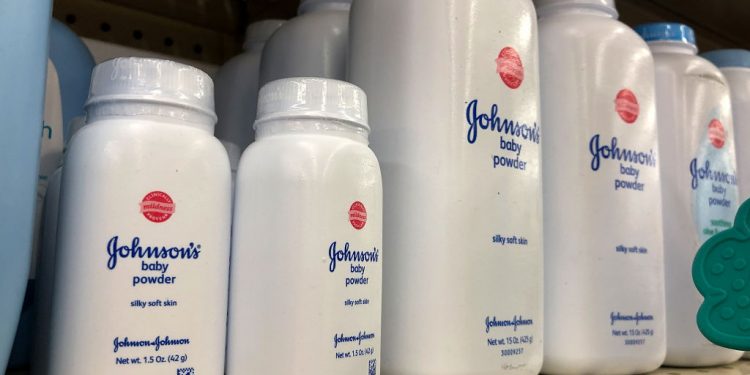 SAN FRANCISCO, CA - JULY 13:  Containers of Johnson's baby powder made by Johnson and Johnson are displayed on a shelf on July 13, 2018 in San Francisco, California. A Missouri jury has ordered pharmaceutical company Johnson and Johnson to pay $4.69 billion in damages to 22 women who claim that they got ovarian cancer from Johnson's baby powder.  (Photo by Justin Sullivan/Getty Images)