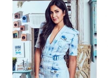 Katrina gives 1st glimpse of Akshay's character in Sooryavanshi