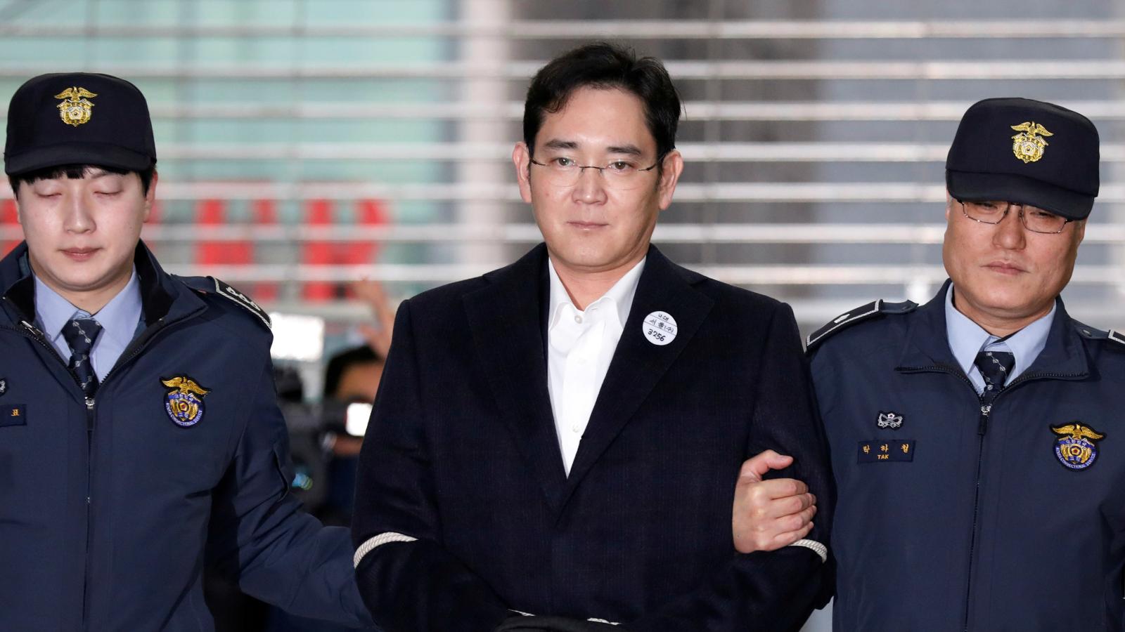 Samsung scion Lee Jae-yong faces new bribery trial 