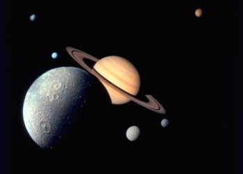 New organic compounds found in ice grains of Saturn moon