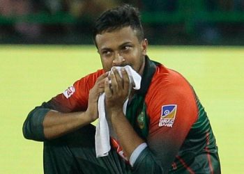 Bangladesh cricket captain Shakib Al Hasan   reacts after the defeat against Indian cricket team during the final Twenty-20 cricket match of NIDAHAS Trophy  between Bangladesh and India at R Premadasa cricket ground, Colombo, Sri Lanka on Sunday 18 March 2018. (Photo by Tharaka Basnayaka/NurPhoto via Getty Images)