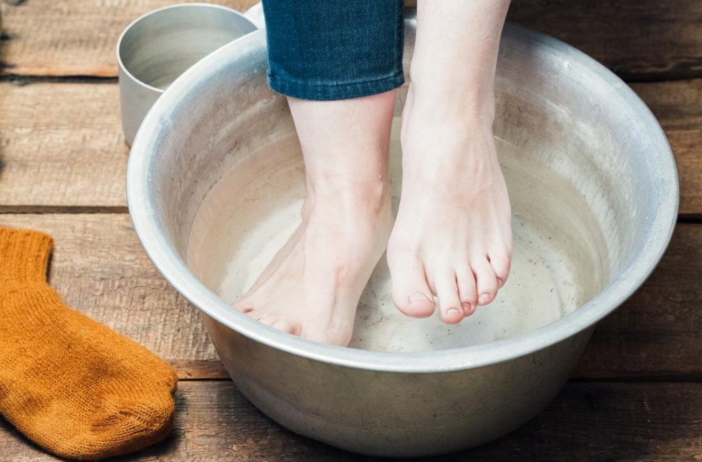 tub to soak feet in