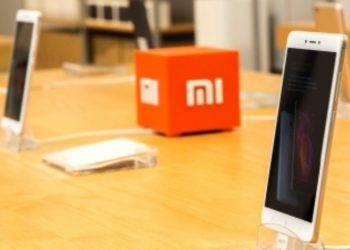 Xiaomi patents a phone with secondary rear display, quad cameras