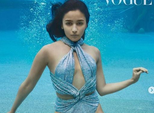 Alia turns into water baby, shares stunning underwater pics