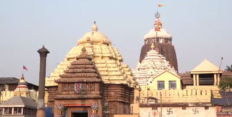 Deba Deepavali observed in Srimandir