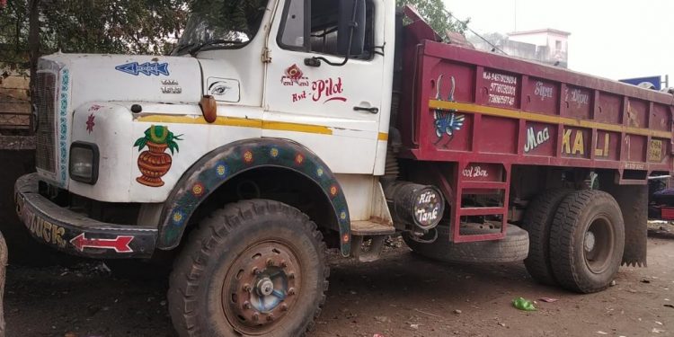 Crackdown on illegal crushing units, vehicles seized