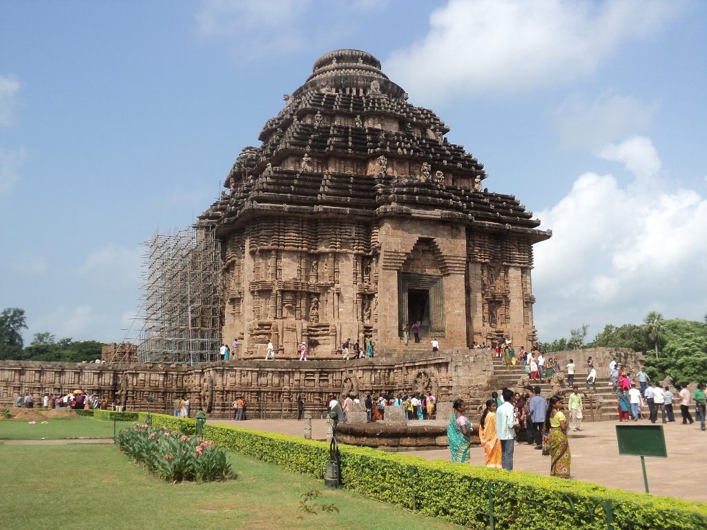 This sea-side Indian temple could pull ships towards its shores